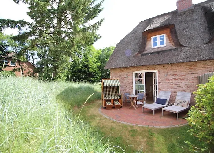 Semesterbostad Mole Hues Reetdachhaus Mole Hues Sankt Peter-Ording