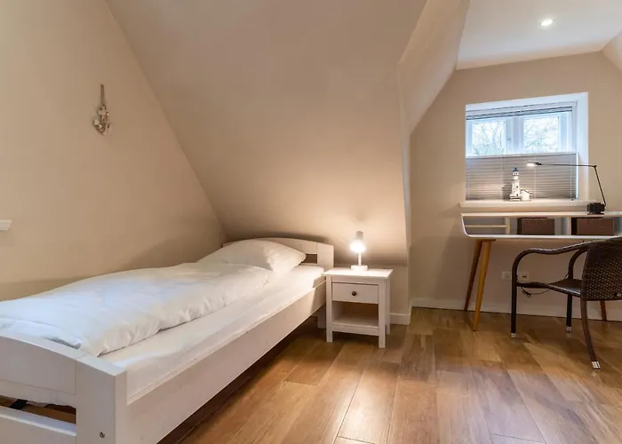 Mole Hues Reetdachhaus Mole Hues Vakantiehuis *